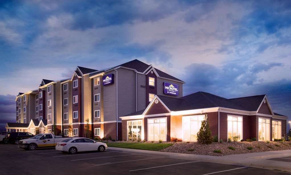 Microtel Vernal Naples