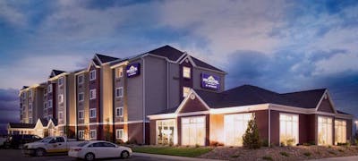 Microtel Vernal Naples