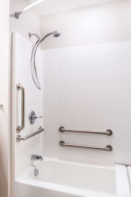 Hotel Microtel Vernal Naples photo 5