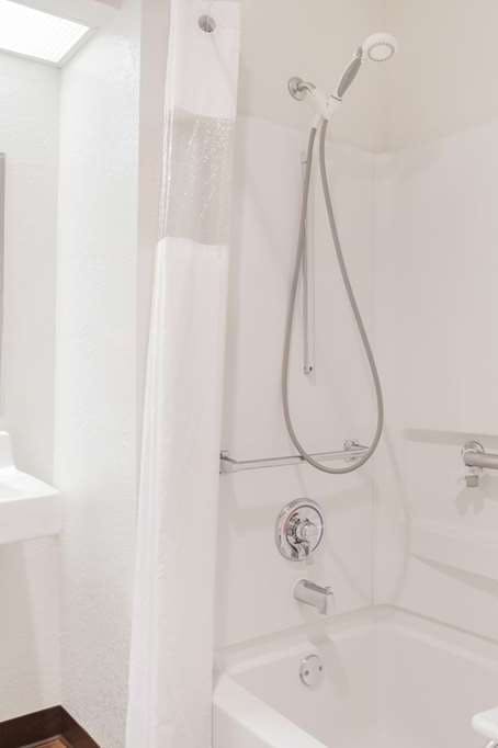 Hotel Baymont by Wyndham Corbin photo 4