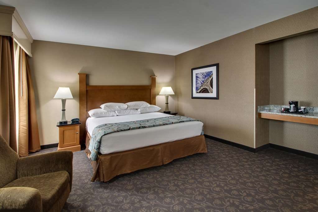 Hotel Drury Plaza Hotel Broadview Wichita photo 2