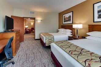 Hotel Drury Inn and Suites Meridian photo 4