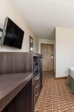 Hotel Days Inn by Wyndham Muncie -Ball State University photo 3