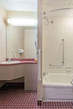 Hotel Howard Johnson Inn Gravenhurst photo 5