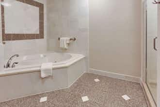 Hotel Drury Inn and Suites West Des Moines photo 4