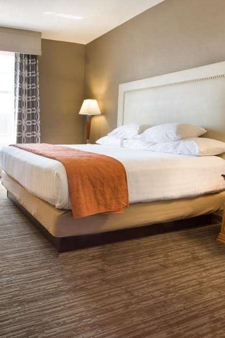 Hotel Drury Inn and Suites San Antonio North Stone Oak photo 1