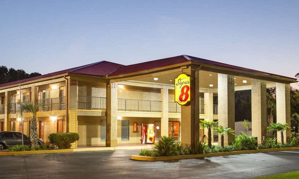 Super 8 by Wyndham Defuniak Springs