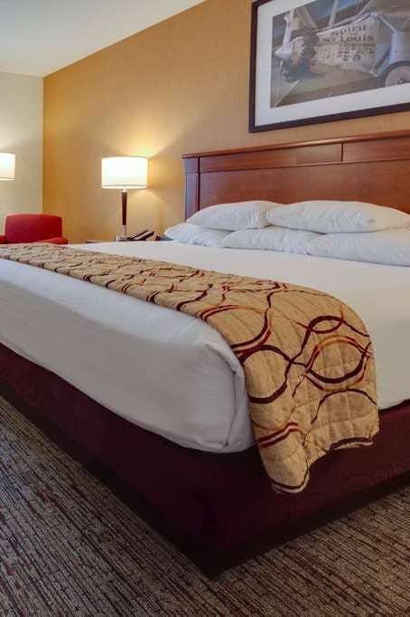 Hotel Drury Inn and Suites St Louis Forest Park photo 1