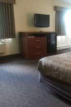 Hotel AmericInn by Wyndham Red Wing photo 2