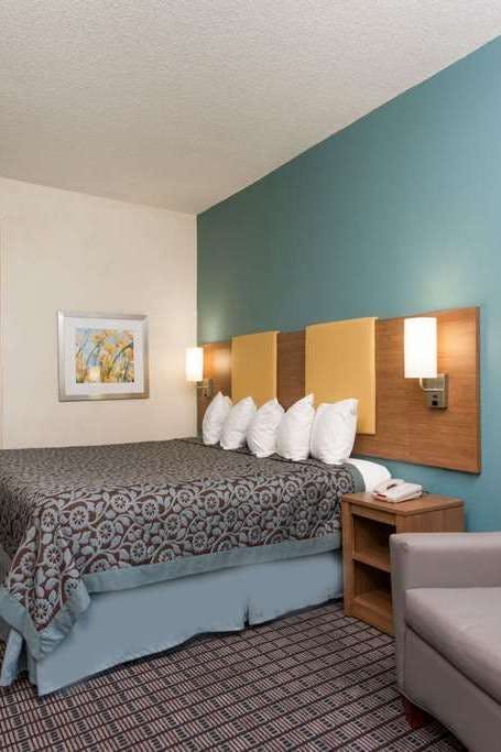 Hotel Days Inn by Wyndham Ashland photo 1