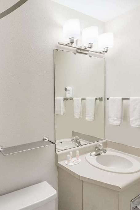 Hotel Days Inn by Wyndham Ashland photo 4