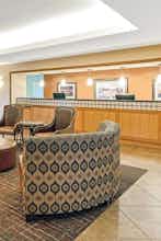 Hotel La Quinta Inn Ste Shawnee photo 4