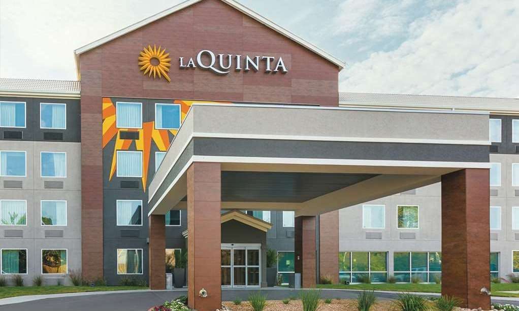 La Quinta Inn & Suites by Wyndham Austin Round Rock