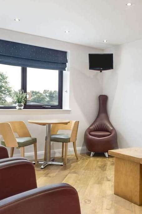 Hotel Days Inn Corley NEC M6 photo 3