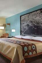 Hotel Super 8 by Wyndham Mt. Vernon IL photo 2