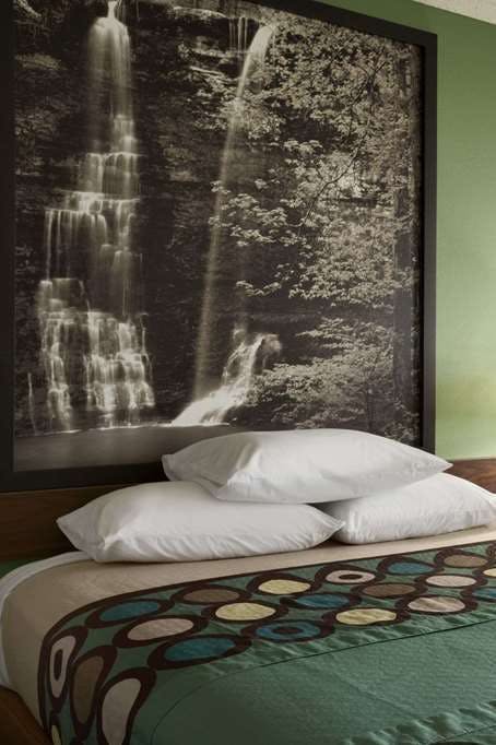 Hotel Super 8 by Wyndham Batesville photo 1