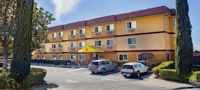 Super 8 Chico