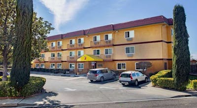 Super 8 by Wyndham Chico