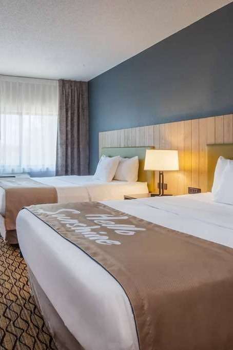 Hotel Days Inn & Suites by Wyndham Rochester Hills MI photo 1