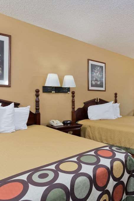 Hotel Super 8 Franklin Hwy 31 KY photo 2