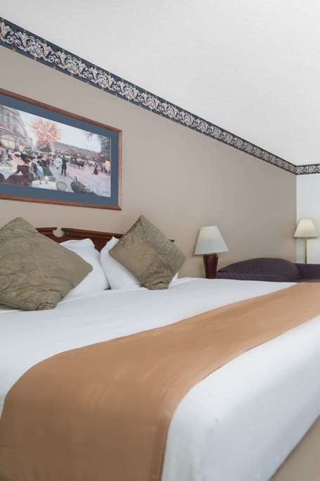 Hotel Baymont by Wyndham La Crosse/Onalaska photo 1