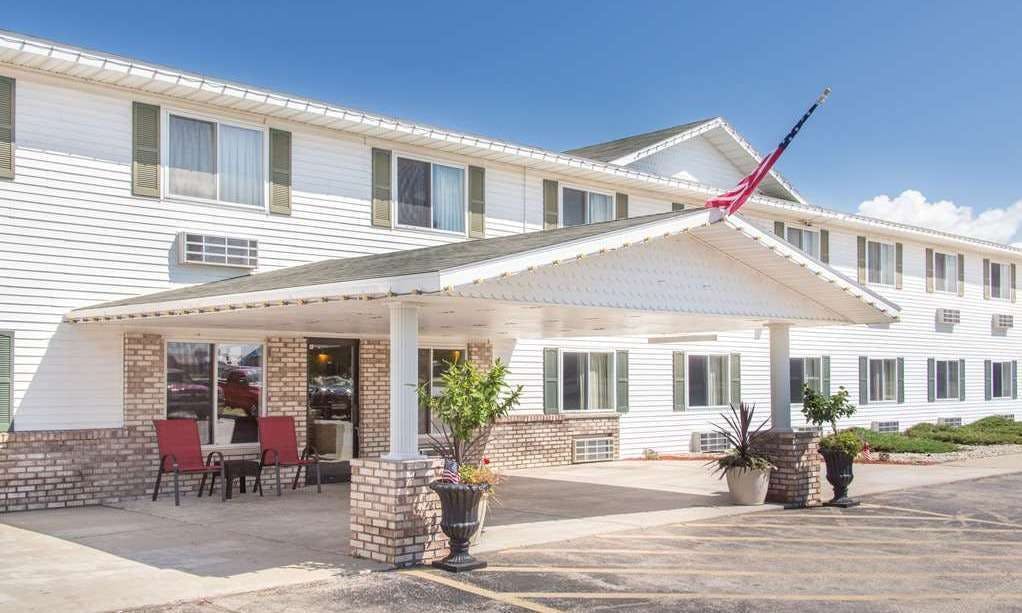 Super 8 by Wyndham Escanaba