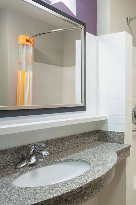 Hotel La Quinta Inn & Suites by Wyndham Fort Walton Beach photo 4