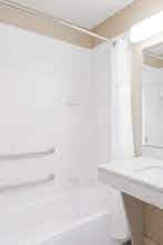 Hotel Wingate Gillette photo 5
