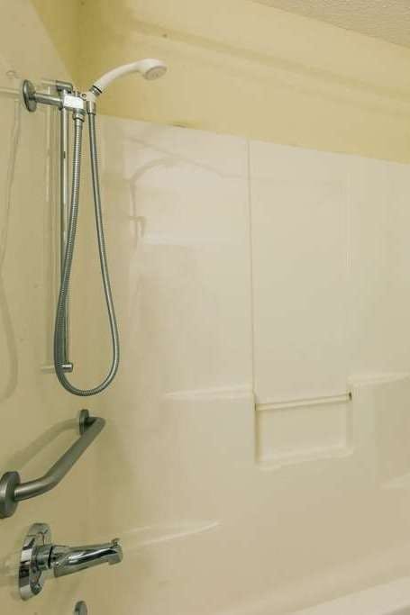 Hotel Microtel Inn & Suites by Wyndham Auburn photo 4