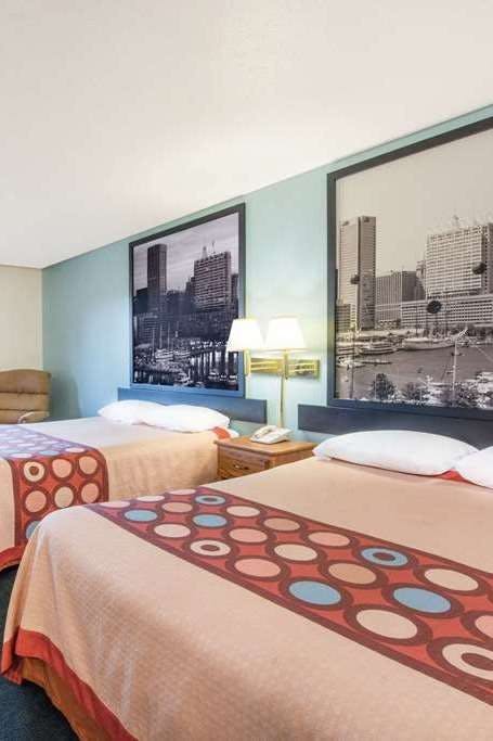 Hotel Super 8 by Wyndham Thurmont photo 1