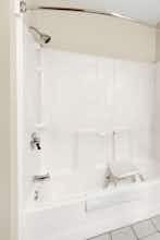 Hotel Super 8 by Wyndham Chamberlain SD photo 2