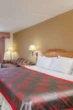 Hotel Ramada by Wyndham Lebanon photo 2