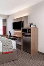 Hotel Microtel by Wyndham Casselman photo 3
