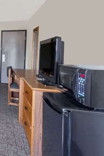 Hotel Super 8 by Wyndham Lewisburg photo 3