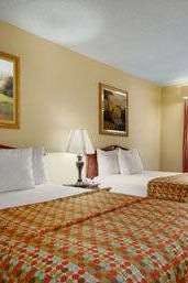 Hotel Baymont Inn and Suites Dublin photo 2