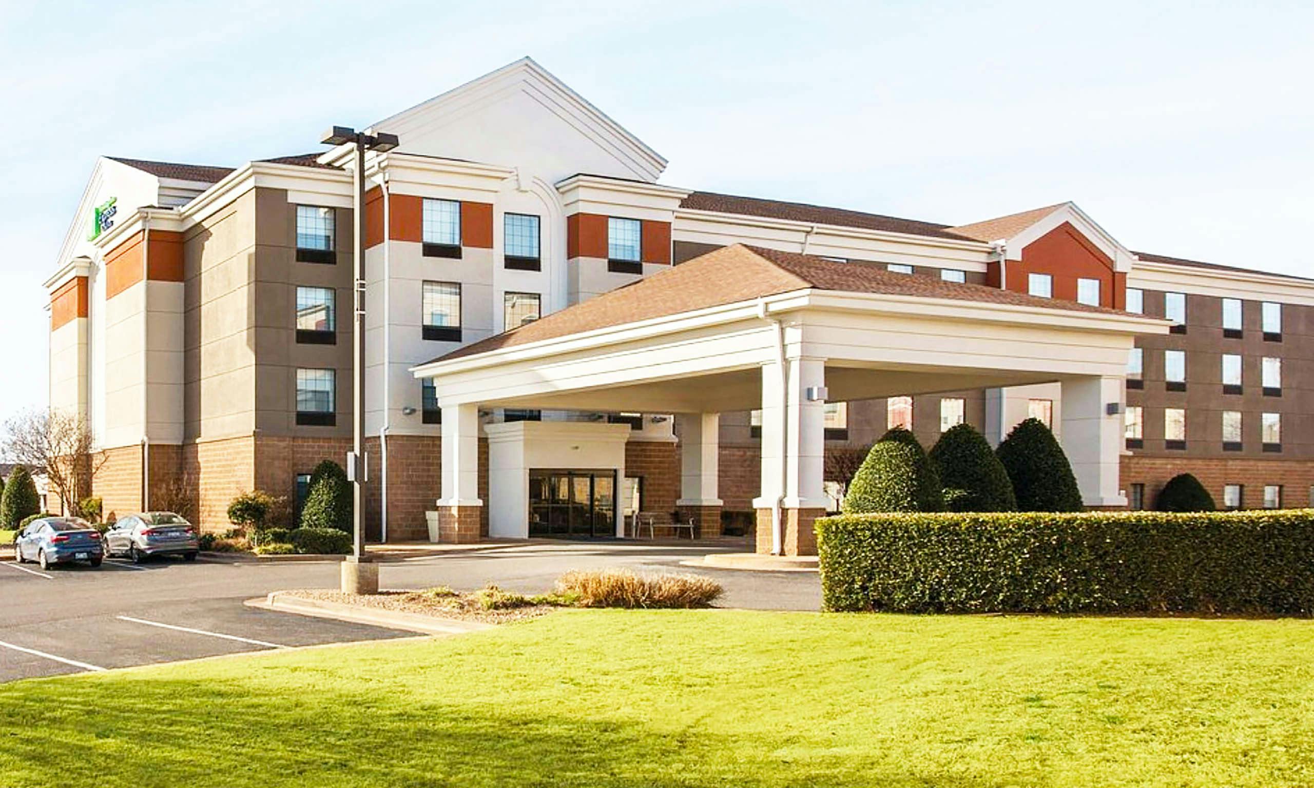 Holiday Inn Express Hotel & Suites Lawton Fort Sill