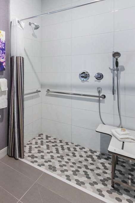 Hotel La Quinta by Wyndham Dallas Lewisville photo 5