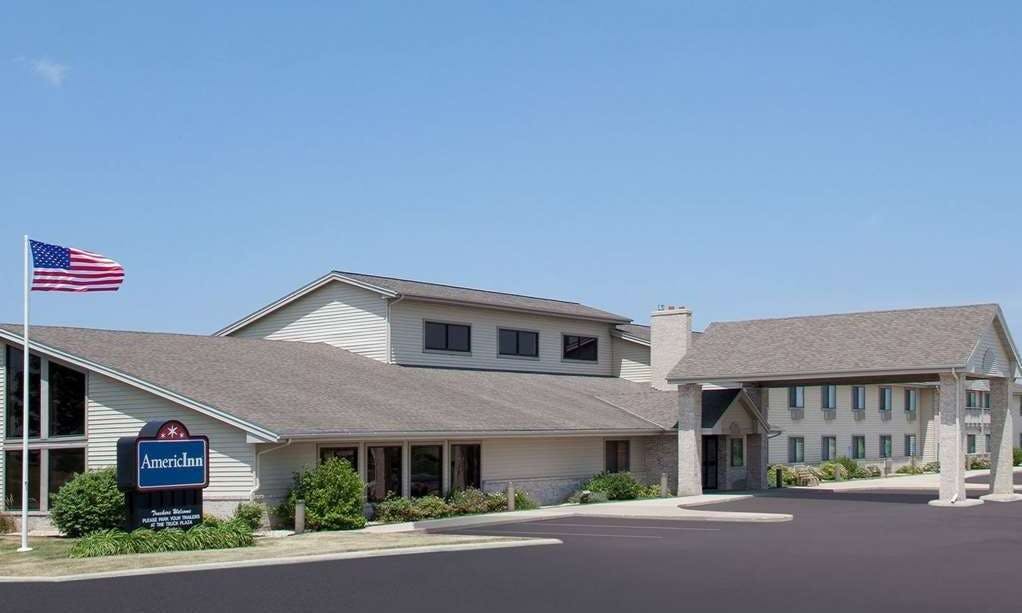 AmericInn by Wyndham Webster City