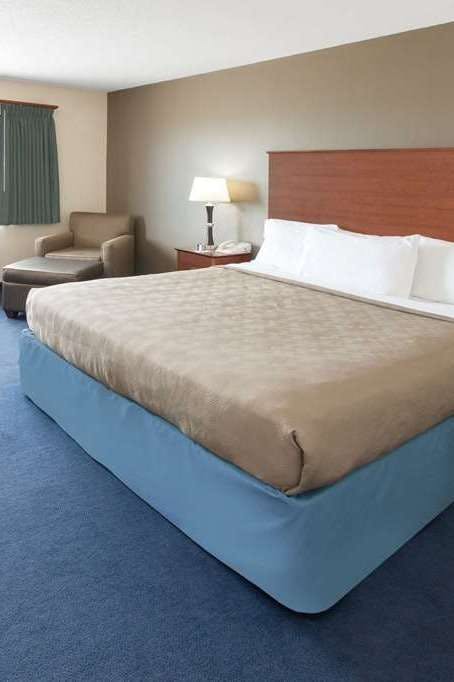 Hotel AmericInn Wbstr Cty photo 1