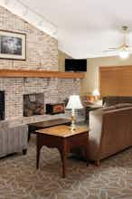 Hotel AmericInn Wbstr Cty photo 3