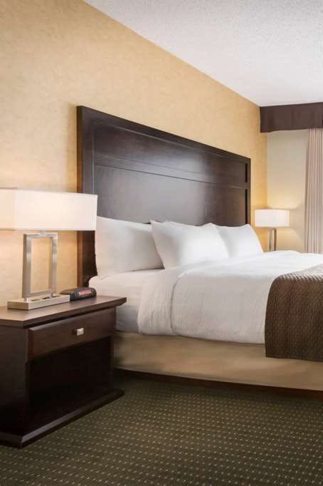 Hotel Days Inn by Wyndham Cranbrook Conference Centre photo 1