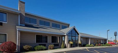 AmericInn Hartford WI