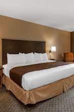 Hotel AmericInn Hartford WI photo 1