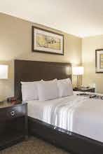 Hotel La Quinta Inn by Wyndham Olympia - Lacey photo 1