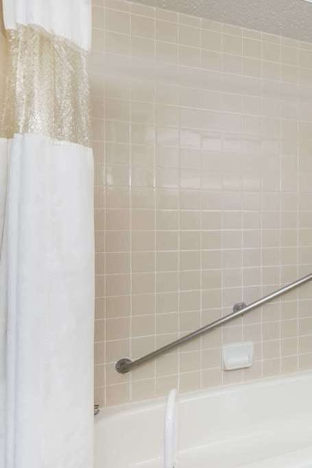 Hotel Ramada by Wyndham Watertown/Thousand Islands NY photo 3