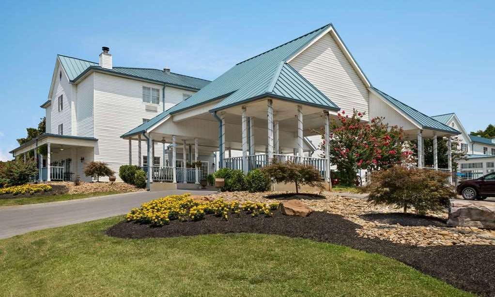 Ramada by Wyndham Pigeon Forge North