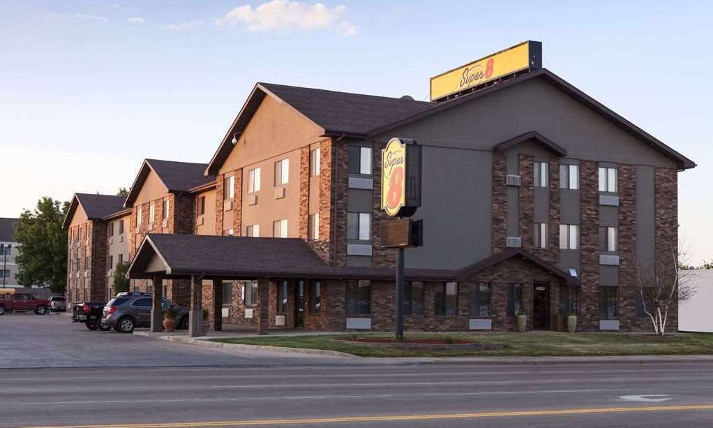 Super 8 by Wyndham Sioux Falls/41st Street
