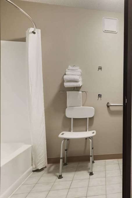 Hotel Super 8 by Wyndham Sioux Falls/41st Street photo 4