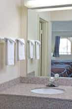 Hotel Super 8 Suwanee photo 2