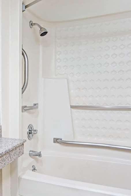 Hotel Super 8 by Wyndham Suwanee photo 4